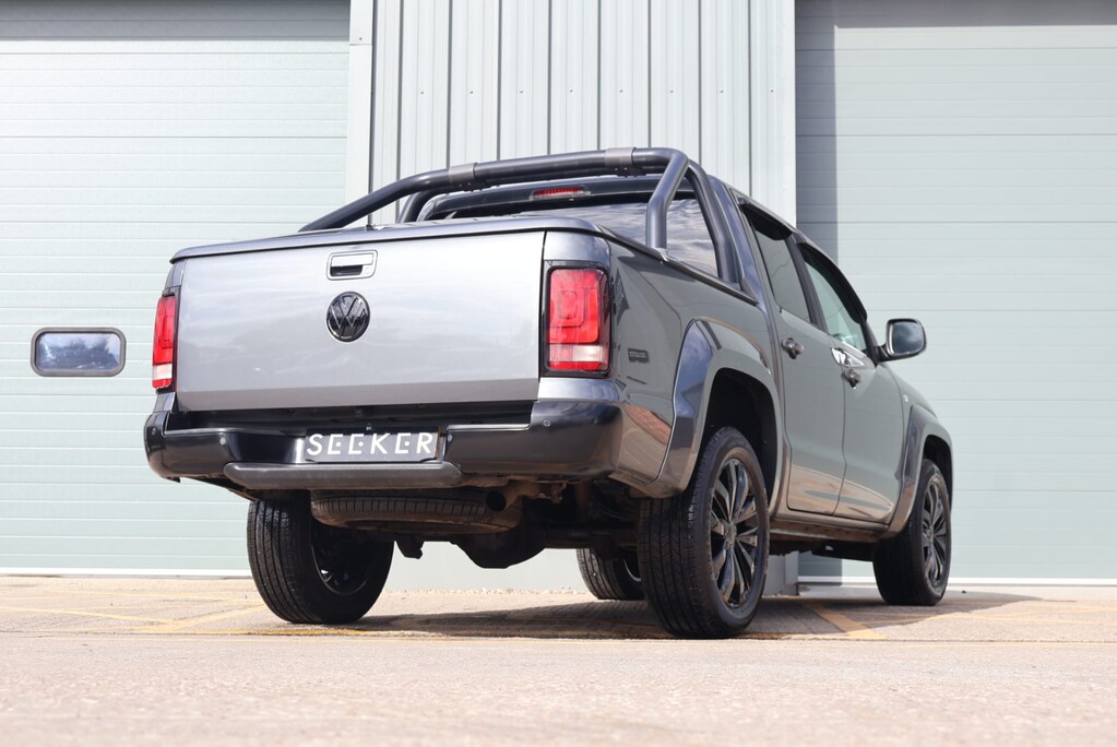 Volkswagen Amarok 3.0 DC V6 TDI BLACK EDITION 4MOTION STYLED BY SEEKER LOOKS AMAZING  5