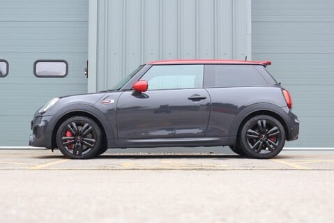 Mini Hatch JOHN COOPER WORKS factory red roof harmon karden sound stunning example  4