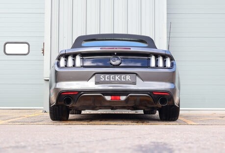 Ford Mustang ECOBOOST  high gloss finish on all Matt plastics Upgraded exhaust 