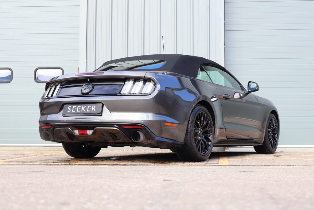 Ford Mustang ECOBOOST  high gloss finish on all Matt plastics Upgraded exhaust  10