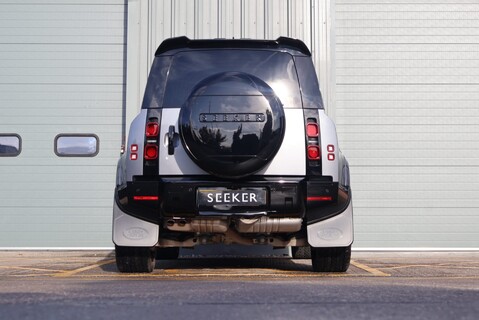 Land Rover Defender 110 HARD TOP WITH FULL SEEKER BODY STYLING AND SVR SEATS FITTED £20K SPEND  5