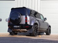 Land Rover Defender 110 HARD TOP WITH FULL SEEKER BODY STYLING AND SVR SEATS FITTED £20K SPEND  9