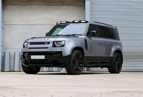 Land Rover Defender 110  HARD TOP SVR  FULL SEEKER BODY STYLING AND SVR SEATS FITTED £20K SPEND 