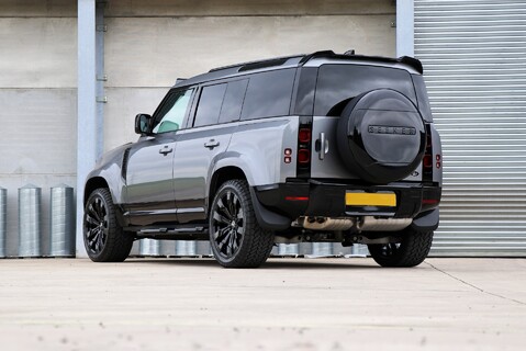 Land Rover Defender 110  HARD TOP SVR  FULL SEEKER BODY STYLING AND SVR SEATS FITTED £20K SPEND  4