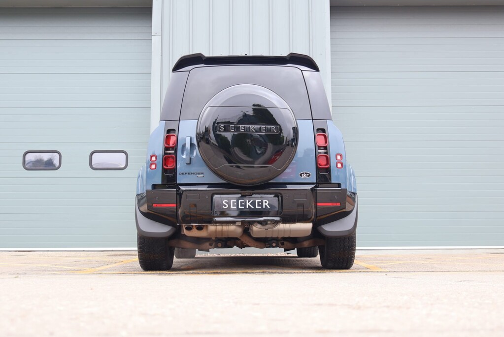 Land Rover Defender 110 D300 HARD TOP HSE MHEV 3 seater styled by seeker RARE 300 BHP MODEL 6