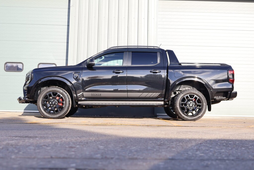 Ford Ranger BRAND NEW 3.0 V6 WILDTRAK ECOBLUE BLACK EDITION STYLED BY SEEKER  4