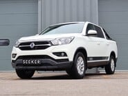 SsangYong Musso EX with a 3.5 ton towing capacity rear load cover roll bar seeker styled 3