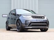 Land Rover Discovery COMMERCIAL DYNAMIC HSE 22 inch wheels deployable towbar wireless charger  3