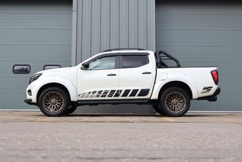 Nissan Navara DCI N-GUARD SHR DCB STYLED BY SEEKER LOOKS STUNNING  11