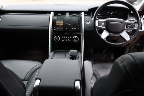 Land Rover Discovery HSE MHEV new Shape  12k dealer upgrades inc Genuine electric rear seat 21