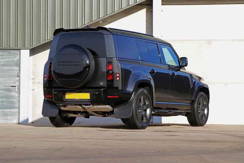 Land Rover Defender 110 Brand new D250 HARD TOP Air suspension Big spec STYLED BY SEEKER 5