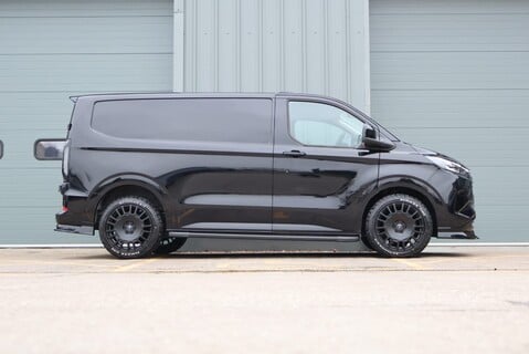 Ford Transit Custom BRAND NEW 320 LIMITED L1H1  232 BHP PHEV PLUG IN HYBRID STYLED BY SEEKER  4