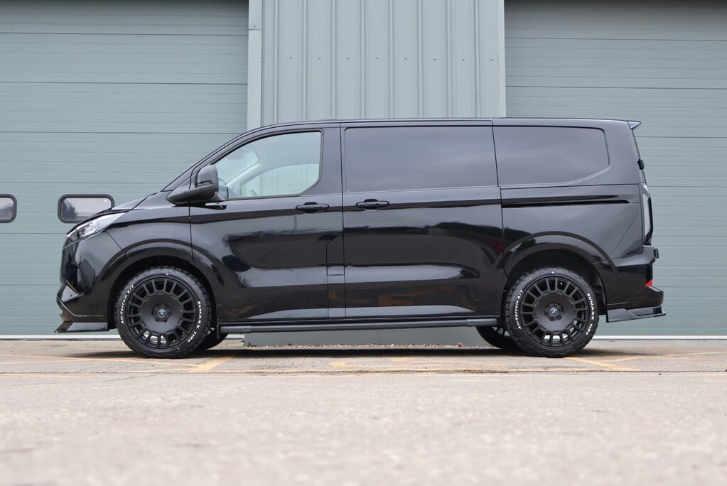 Ford Transit Custom BRAND NEW 320 LIMITED L1H1  232 BHP PHEV PLUG IN HYBRID STYLED BY SEEKER  6