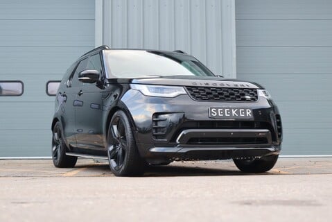 Land Rover Discovery R-DYNAMIC HSE MHEV with a rear seat conversion styled by seeker 1