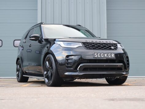 Land Rover Discovery R-DYNAMIC HSE MHEV with a rear seat conversion styled by seeker