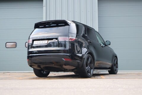 Land Rover Discovery R-DYNAMIC HSE MHEV with a rear seat conversion styled by seeker 6