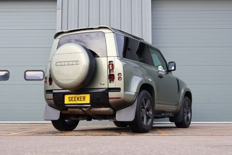 Land Rover Defender 90 HARD TOP commercial Hse front and rear seat conversion Heritage edition  11