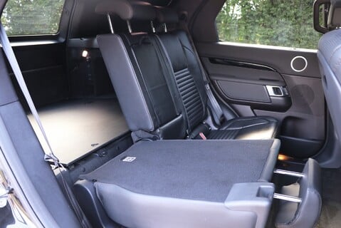 Land Rover Discovery Brand new COMMERCIAL DYNAMIC HSE with a genuine rear seat conversion fitted 18