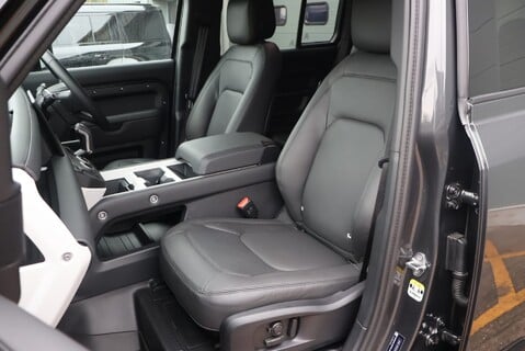 Land Rover Defender BRAND NEW HARD TOP D250 WORLD TOUR EDITION WITH GENUINE REAR SEATS FITTED 29