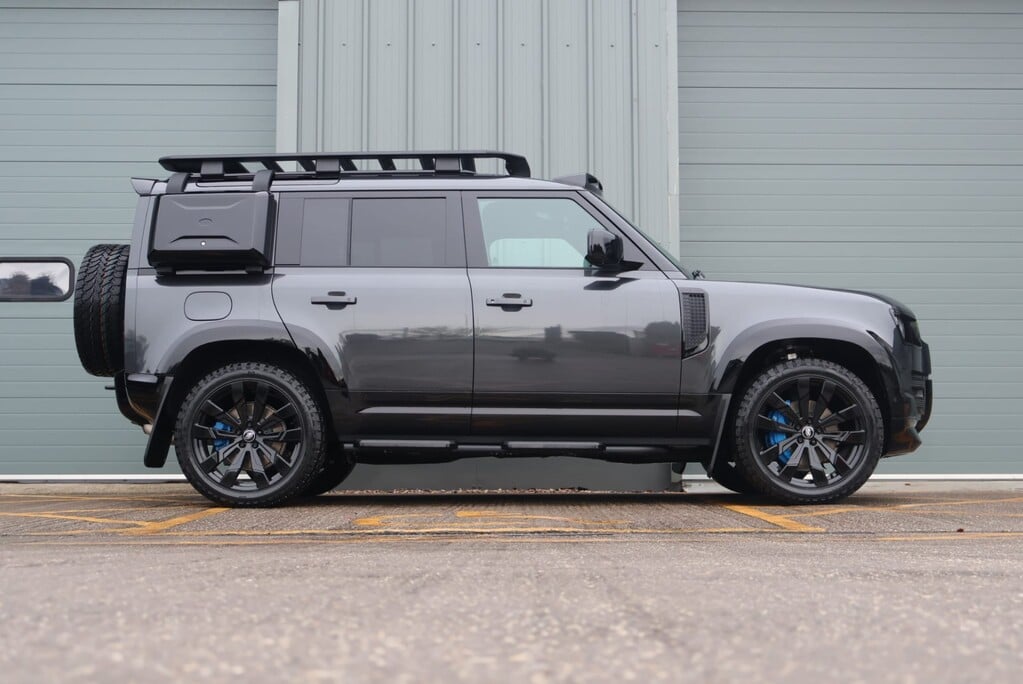 Land Rover Defender BRAND NEW HARD TOP D250 WORLD TOUR EDITION WITH GENUINE REAR SEATS FITTED 6