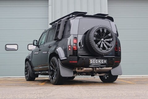 Land Rover Defender BRAND NEW HARD TOP D250 WORLD TOUR EDITION WITH GENUINE REAR SEATS FITTED 10