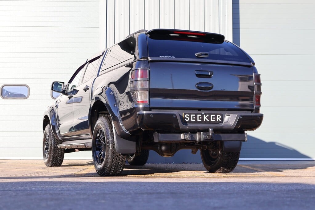 Ford Ranger LIMITED 4X4 DCB TDCI STYLED BY SEEKER RARE AUTO super low miles 4