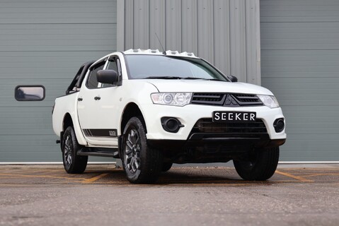 Mitsubishi L200 DI-D 4X4 4LIFE LB DCB super low miles Verified with HPi  styled by seeker 3