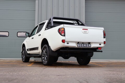 Mitsubishi L200 DI-D 4X4 4LIFE LB DCB super low miles Verified with HPi  styled by seeker 8