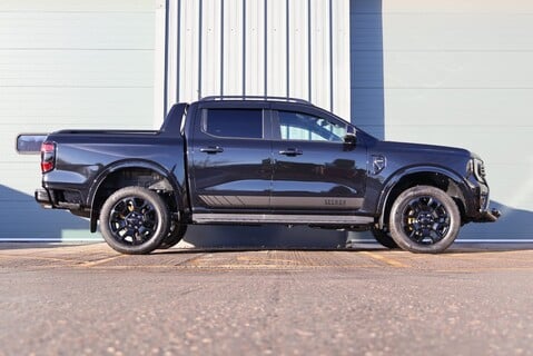 Ford Ranger BRAND NEW WILDTRAK ECOBLUE BLACK EDITION  3.0 V6 STYLED BY SEEKER  4