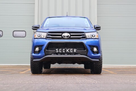 Toyota Hilux INVINCIBLE 4WD D-4D NAV DCB AUTO FACELIFT STYLED BY SEEKER STUNNING EXAMPLE 5