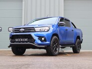 Toyota Hilux INVINCIBLE 4WD D-4D NAV DCB AUTO FACELIFT STYLED BY SEEKER STUNNING EXAMPLE 3