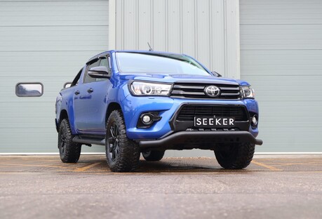 Toyota Hilux INVINCIBLE 4WD D-4D NAV DCB AUTO FACELIFT STYLED BY SEEKER STUNNING EXAMPLE