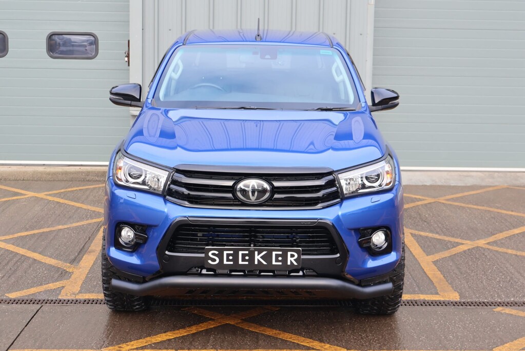 Toyota Hilux INVINCIBLE 4WD D-4D NAV DCB AUTO FACELIFT STYLED BY SEEKER STUNNING EXAMPLE 9