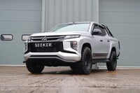 Mitsubishi L200 NEW SHAPE DI-D WARRIOR DCB STYLED BY SEEKER 1 OWNER STUNNING EXAMPLE 