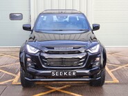 Isuzu D-Max BRAND NEW PRE REG V-CROSS DCB 2 INCH OLD MAN EMU LIFT SEEKER BLACK EDITION  2