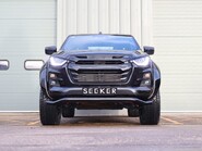 Isuzu D-Max BRAND NEW PRE REG V-CROSS DCB 2 INCH OLD MAN EMU LIFT SEEKER BLACK EDITION  4