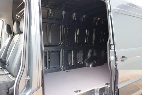 Volkswagen Crafter Brand new CR35 TDI L H/R P/V COMMERCE PLUS 4MOTION LWB styled by seeker 4X4 23