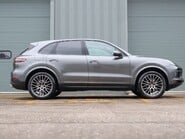 Porsche Cayenne V6 TIPTRONIC HUGE FACTORY SPEC PRICE MATCH OFFER 2 year Porsche warranty  4