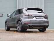 Porsche Cayenne V6 TIPTRONIC HUGE FACTORY SPEC PRICE MATCH OFFER 2 year Porsche warranty  7