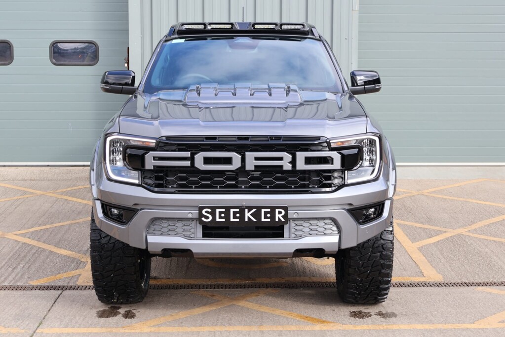 Ford Ranger  3.0 V6 WILDTRAK ECOBLUE STYLED BY SEEKER WITH A FULL SKR BUMPER UPGRADE  2