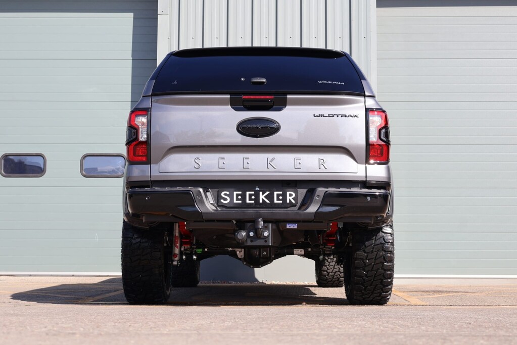 Ford Ranger  3.0 V6 WILDTRAK ECOBLUE STYLED BY SEEKER WITH A FULL SKR BUMPER UPGRADE  9