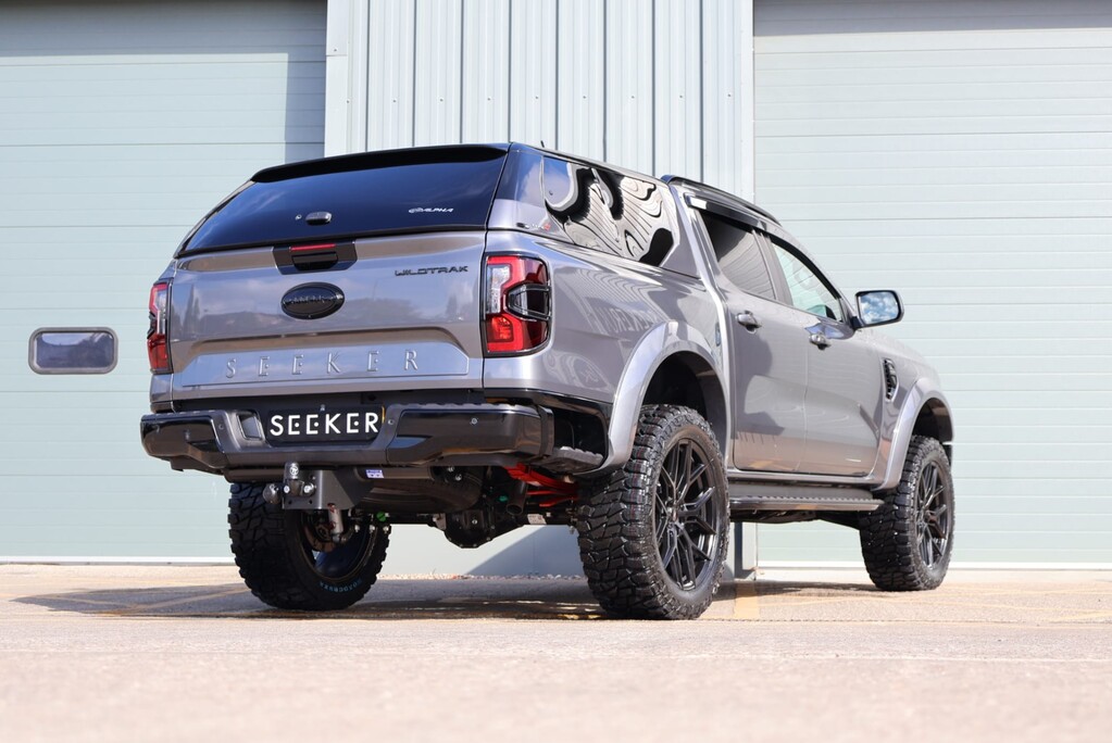 Ford Ranger  3.0 V6 WILDTRAK ECOBLUE STYLED BY SEEKER WITH A FULL SKR BUMPER UPGRADE  10
