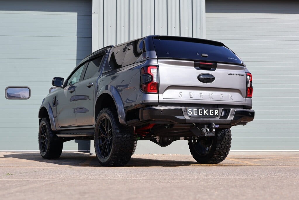 Ford Ranger  3.0 V6 WILDTRAK ECOBLUE STYLED BY SEEKER WITH A FULL SKR BUMPER UPGRADE  7