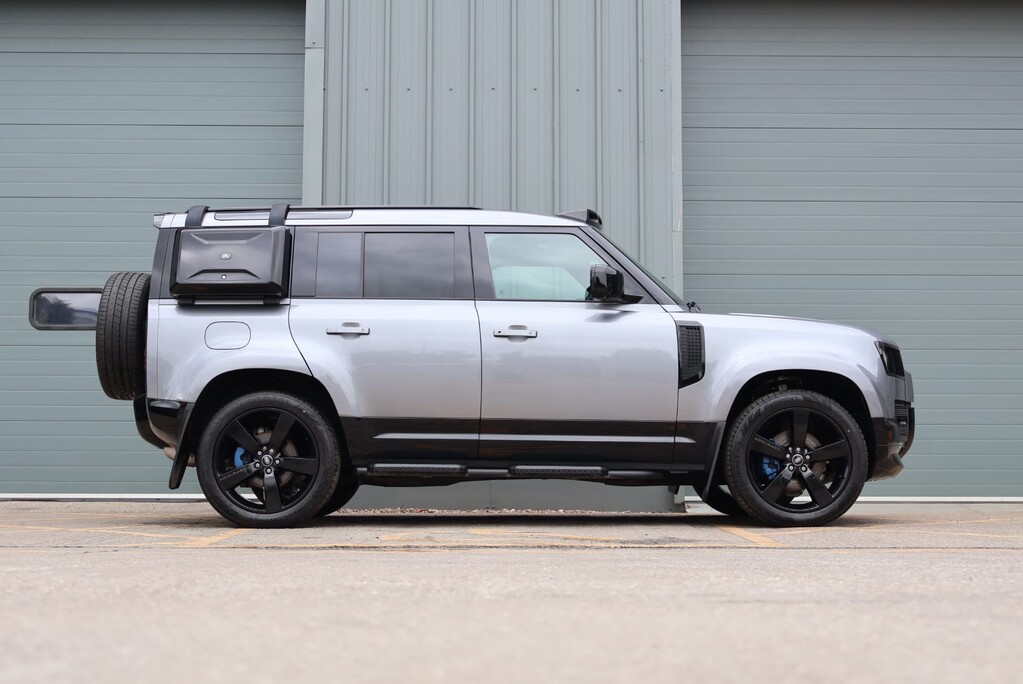 Land Rover Defender 110 HARD TOP HSE MHEV seeker styled with rear seats fitted  10