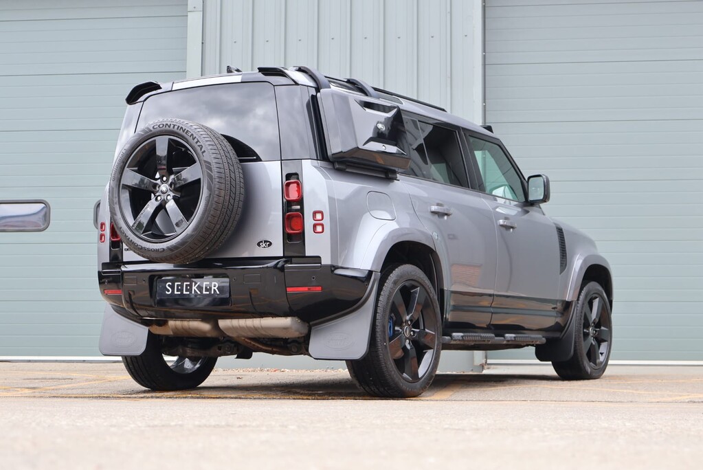 Land Rover Defender 110 HARD TOP HSE MHEV seeker styled with rear seats fitted  6