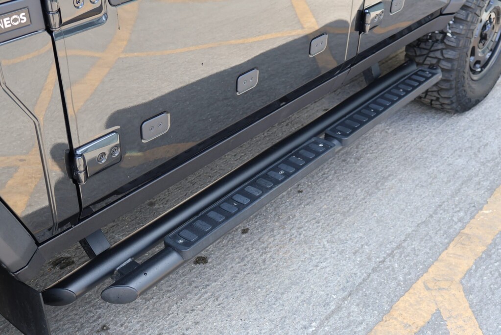 Ineos Grenadier UTILITY WAGON COMMERCIAL STYLED BY SEEKER with black pack and SKR alloys 12