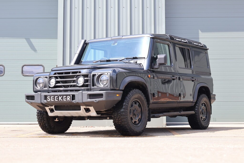 Ineos Grenadier UTILITY WAGON COMMERCIAL STYLED BY SEEKER with black pack and SKR alloys 11