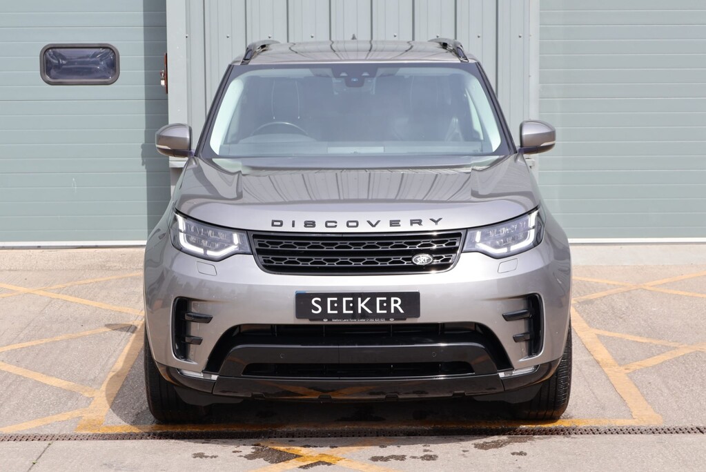 Land Rover Discovery  HSE 7 seater with huge factory spec 360 camera pan roofs black pack FSH 4