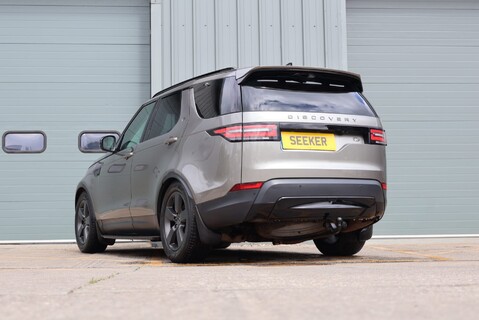 Land Rover Discovery  HSE 7 seater with huge factory spec 360 camera pan roofs black pack FSH 8