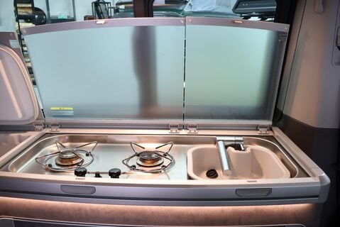 Volkswagen California 2022 OCEAN TDI 4MOTION WITH 5 YEAR M/FACT WARRANTY LAST OF 4 MOTION MODEL  26